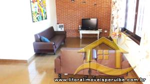 Casa - Térrea com 2 quartos (sendo 1 suite(s)) a 600,00 metros praia.