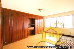 Apartamento para  no bairro 21, em Peruíbe / SP.