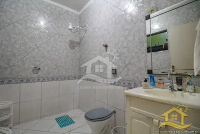 Casa para venda no bairro 15, em Peruíbe / SP.