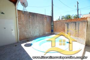 Casa para  no bairro Oásis, em Peruíbe / São Paulo.