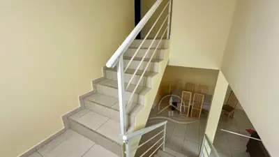 Casa - Sobrado com 3 quartos (sendo 1 suite(s)) a 0,00 metros praia.