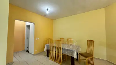 Casa - Sobrado com 3 quartos (sendo 1 suite(s)) a 0,00 metros praia.