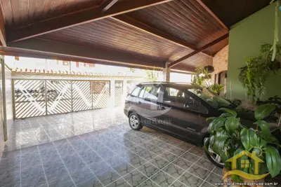 Casa para  no bairro Três Marias, em Peruíbe / São Paulo.