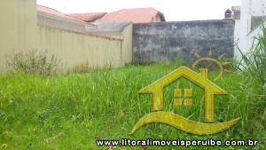 Terreno para  no bairro Três Marias, em Peruíbe / São Paulo.