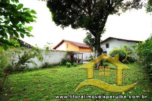 Casa para  no bairro Arpoador, em Peruíbe / São Paulo.