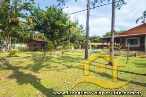 Chácara - Rural com 8 dormitórios (sendo 6 suite(s)) a 0,00 metros praia.