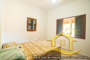 Chácara - Rural com 8 dormitórios (sendo 6 suite(s)) a 0,00 metros praia.