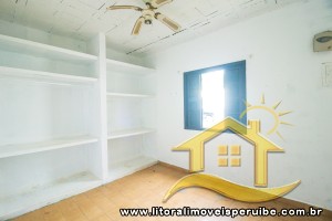 Casa para venda no bairro 64, em Peruíbe / SP.