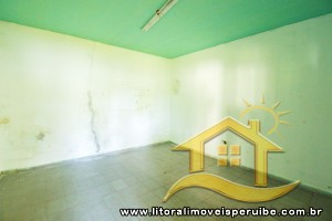 Casa para venda no bairro 64, em Peruíbe / SP.