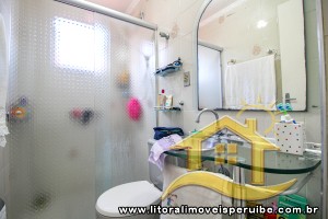 Apartamento para venda no bairro 21, em Peruíbe / SP.