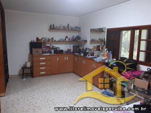 Chácara - Rural com 4 dormitórios (sendo 0 suite(s)) a 0,00 metros praia.