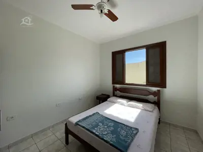 Casa - Mezanino com 3 dormitórios (sendo 1 suite(s)) a 600,00 metros praia.