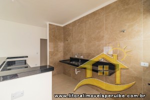 Casa - Térrea com 4 dormitórios (sendo 2 suite(s)) a 100,00 metros praia.