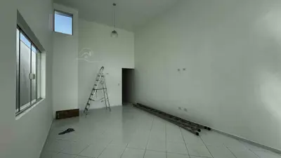 Casa - Térrea com 3 quartos (sendo 1 suite(s)) a 950,00 metros praia.