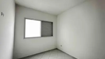 Casa - Térrea com 3 quartos (sendo 1 suite(s)) a 950,00 metros praia.