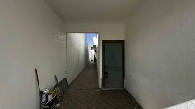 Casa - Térrea com 3 quartos (sendo 1 suite(s)) a 950,00 metros praia.