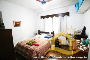 Casa - Sobrado com 5 quartos (sendo 2 suite(s)) a 0,00 metros praia.