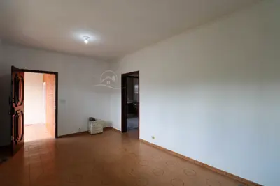 Casa - Térrea com 3 quartos (sendo 1 suite(s)) a 800 metros praia.
