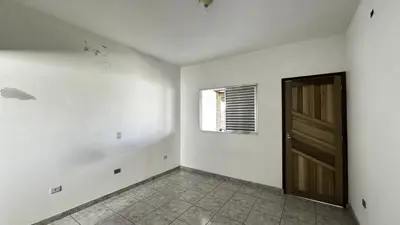 Casa - Sobrado com 4 quartos (sendo 2 suite(s)) a 0,00 metros praia.