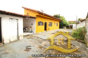 Casa - Térrea com 1 quartos (sendo 0 suite(s)) a 900,00 metros praia.
