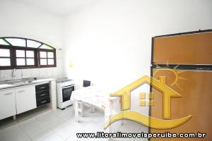 Casa - Térrea com 1 quartos (sendo 0 suite(s)) a 900,00 metros praia.