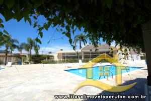 Casa - Térrea com piscina com 6 dormitórios (sendo 6 suite(s)) a 500,00 metros praia.