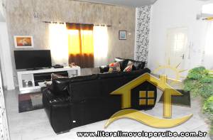 Casa - Mezanino com 3 dormitórios (sendo 1 suite(s)) a 1200,00 metros praia.