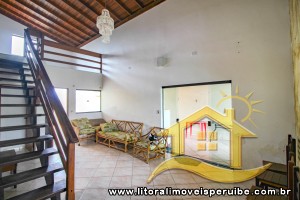 Casa - Térrea com 3 dormitórios (sendo 3 suite(s)) a 1200,00 metros praia.