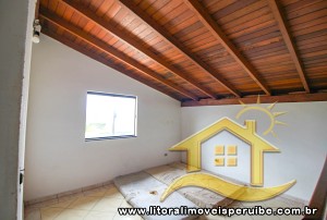 Casa - Térrea com 3 dormitórios (sendo 3 suite(s)) a 1200,00 metros praia.