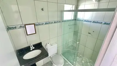 Casa - Térrea com 2 quartos (sendo 1 suite(s)) a 3000,00 metros praia.