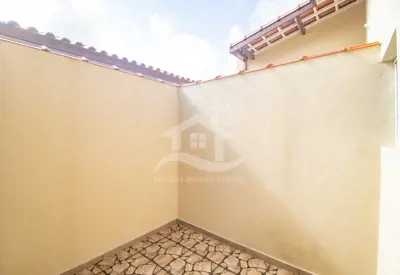 Casa para venda no bairro 63, em Peruíbe / SP.