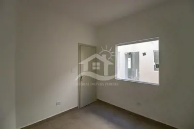 Casa para venda no bairro 63, em Peruíbe / SP.