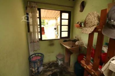 Casa para venda no bairro 21, em Peruíbe / SP.