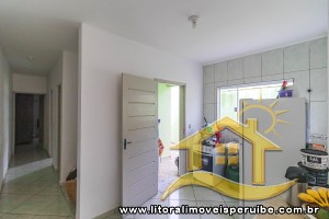Casa - Térrea com 2 quartos (sendo 1 suite(s)) a 1500,00 metros praia.