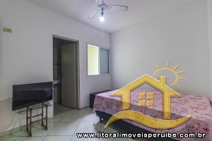 Casa - Térrea com 2 quartos (sendo 1 suite(s)) a 1500,00 metros praia.