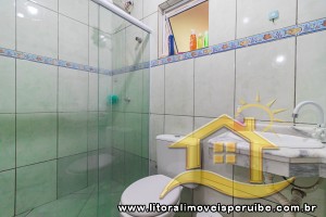 Casa - Térrea com 2 quartos (sendo 1 suite(s)) a 1500,00 metros praia.