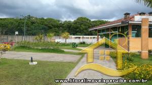 Casa - Térrea com 4 quartos (sendo 2 suite(s)) a 3000 metros praia.