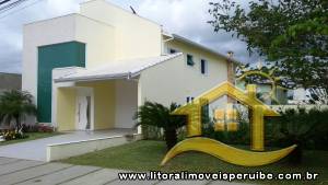 Casa - Térrea com 4 quartos (sendo 2 suite(s)) a 3000 metros praia.