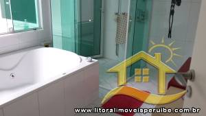 Casa - Térrea com 4 quartos (sendo 2 suite(s)) a 3000 metros praia.