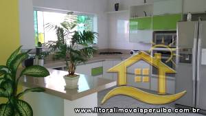 Casa - Térrea com 4 quartos (sendo 2 suite(s)) a 3000 metros praia.