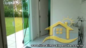 Casa - Térrea com 4 quartos (sendo 2 suite(s)) a 3000 metros praia.