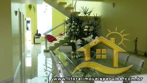 Casa - Térrea com 4 quartos (sendo 2 suite(s)) a 3000 metros praia.