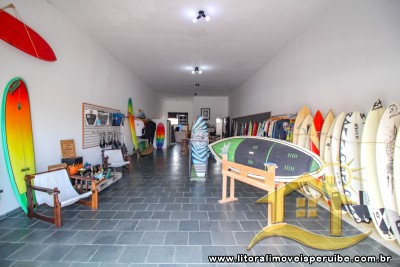 Ponto Comercial - Em Funcionamento com 0 quartos (sendo 0 suite(s)) a 400,00 metros praia.