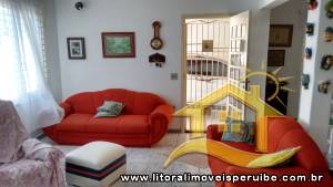 Casa para  no bairro Guaraú, em Peruíbe / SÃO PAULO.