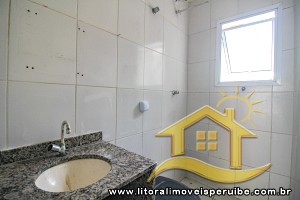 Kitnet para venda no bairro 21, em Peruíbe / SP.