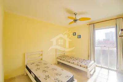 Apartamento - Amplo com 1 dormitórios (sendo 0 suite(s)) a 500,00 metros praia.