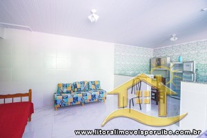 Casa - Térrea com 3 dormitórios (sendo 1 suite(s)) a 700,00 metros praia.