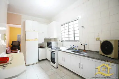 Casa para  no bairro 15, em Peruíbe / SP.