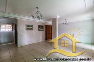 Casa para  no bairro Bougainvillée I, em Peruíbe / São Paulo.