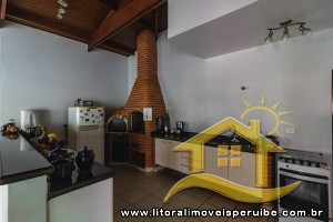 Casa para  no bairro Bougainvillée I, em Peruíbe / São Paulo.